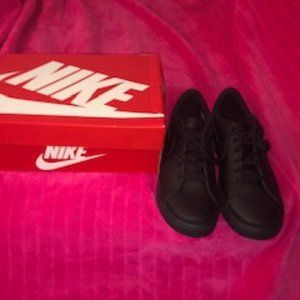 Nike Court Legacy Shoes Size: 6Y Color: Black NWT